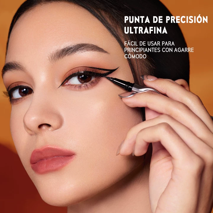 Dune Delineador de Ojos de Larga Duración