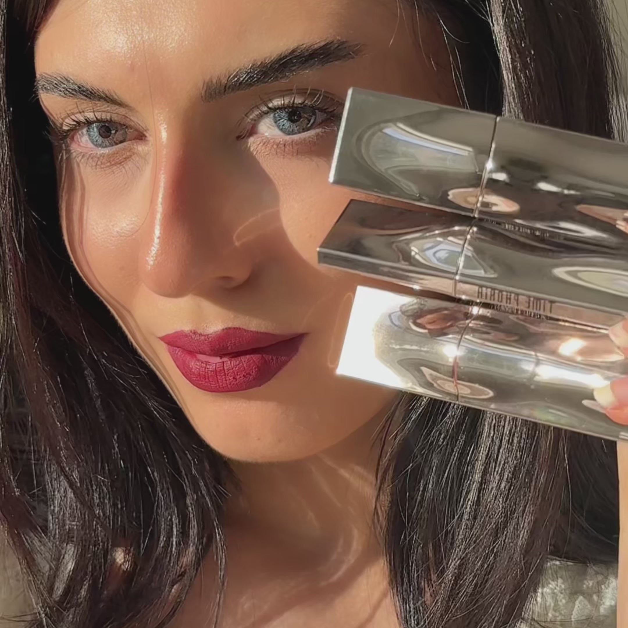 Load video: LABIAL MATE ETERNO